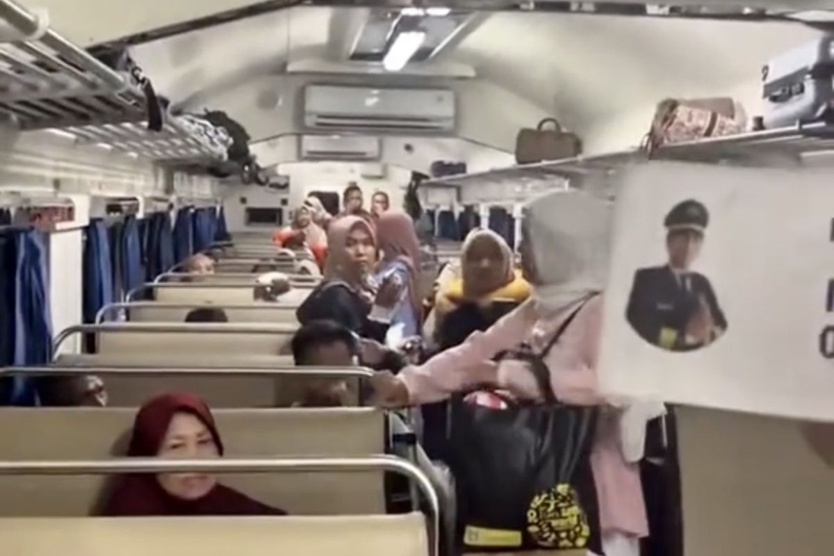 KAI minta maaf soal penumpang tak bisa turun di Stasiun Prabumulih