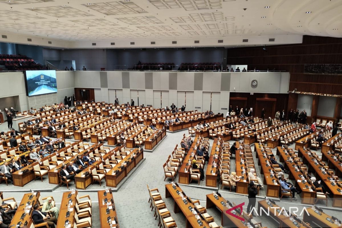 DPR terima Surpres untuk bahas RUU Haji dan Umrah