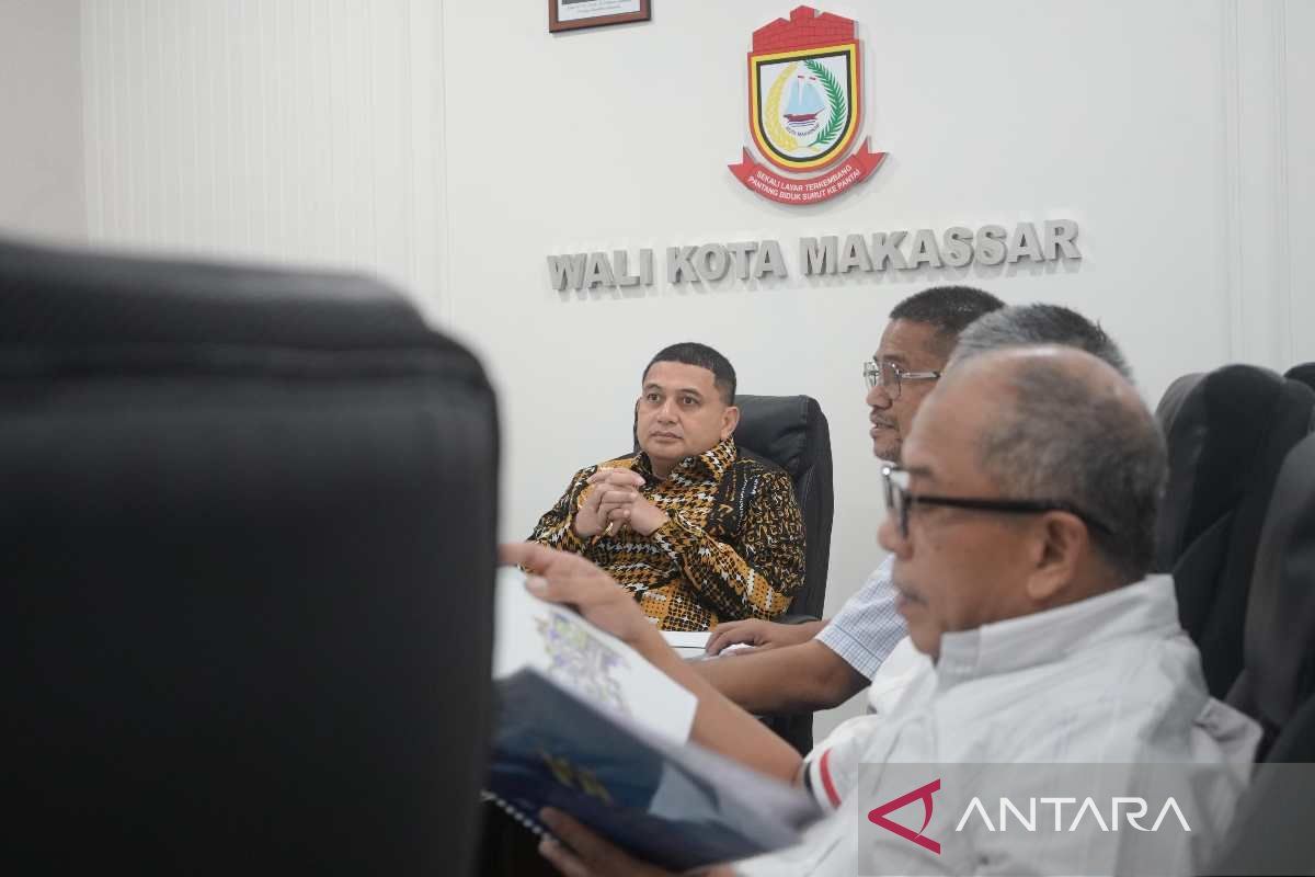 Pemkot Makassar minta semua investor terapkan kabel bawah tanah