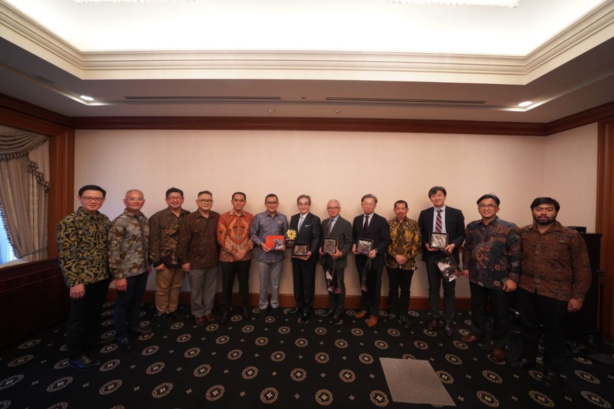Indonesia invites Japan to invest in job training for migrant workers