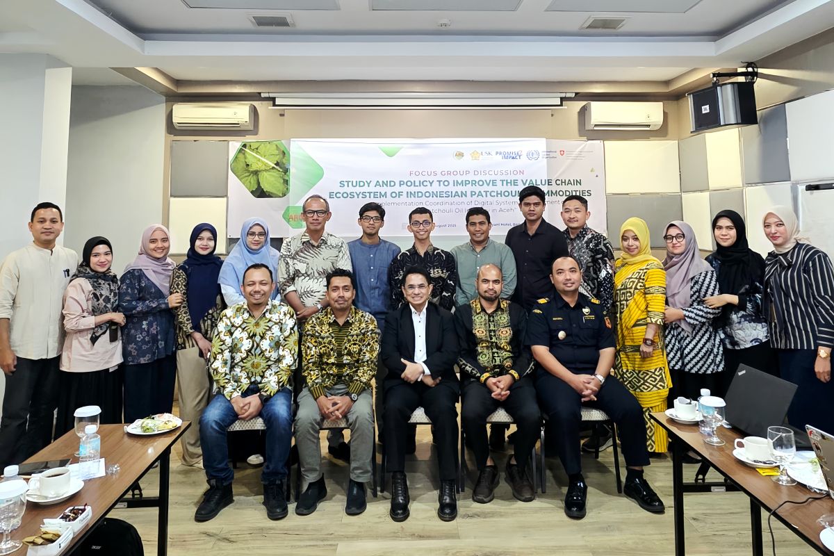 ARC USK dan ILO inisiasi digitalisasi penguatan rantai pasok nilam Aceh