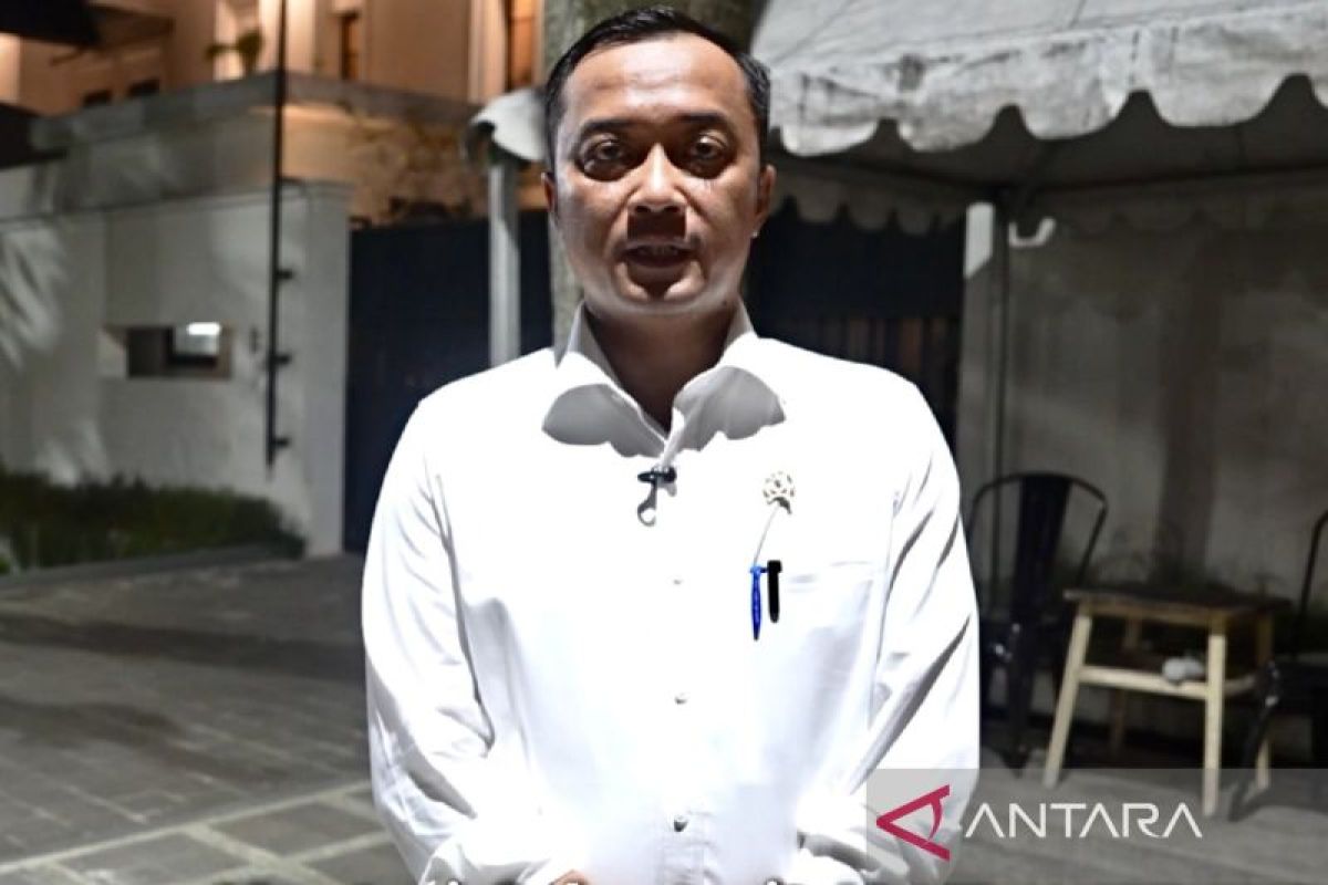 Presiden Prabowo berhentikan Immanuel Ebenezer sebagai Wamenaker