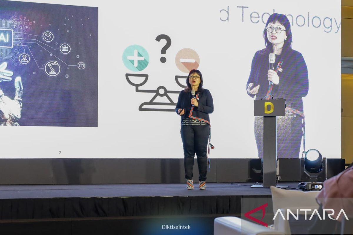 Wamendiktisaintek: Pengelolaan data adalah kunci era AI
