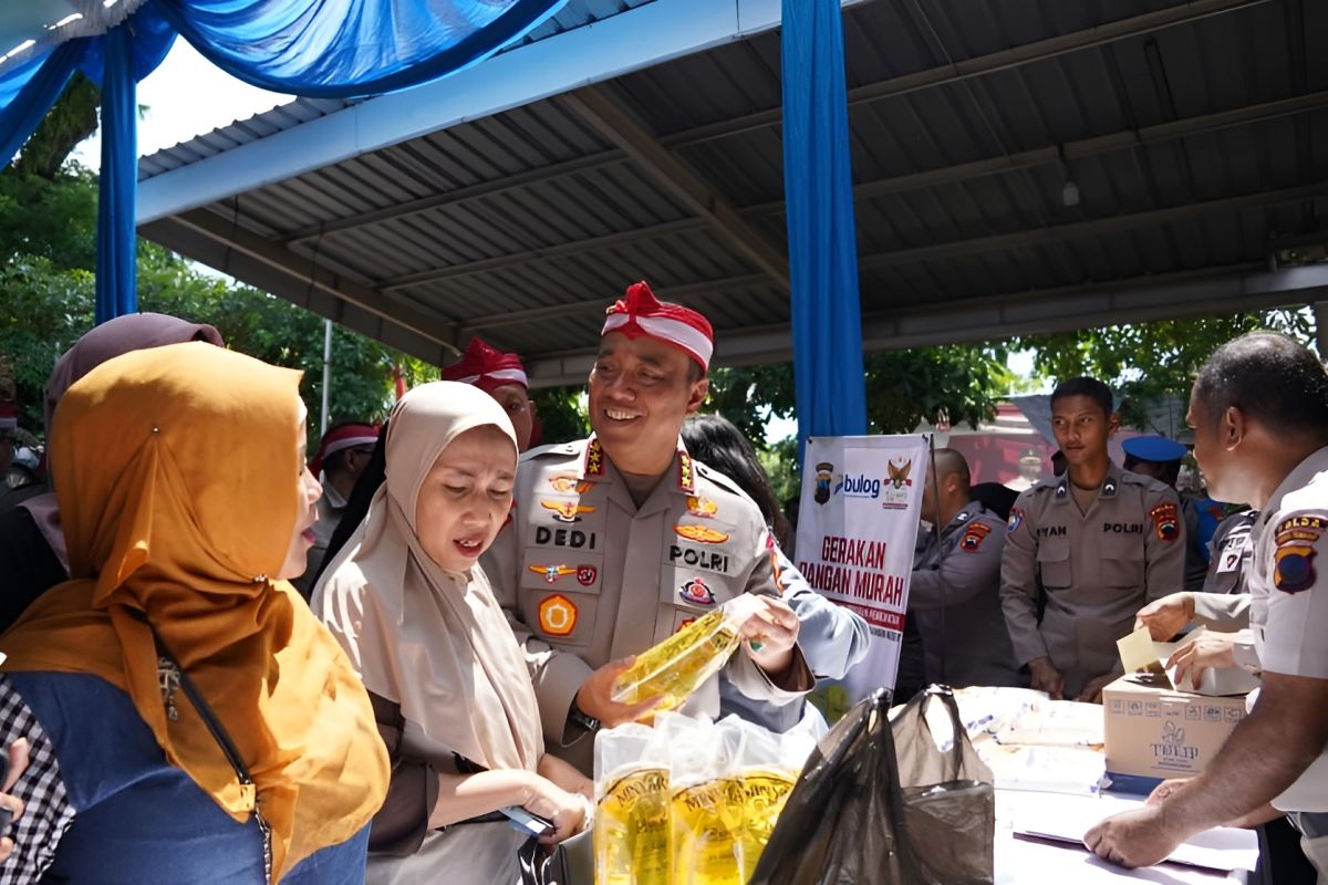 Alumni Akpol 90 gelar pasar murah di Semarang guna dukung GPM Polri