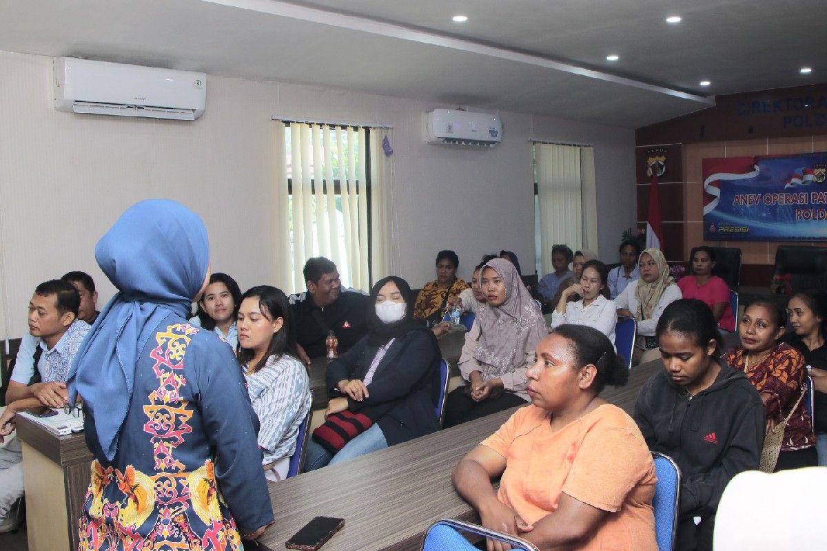 Yayasan Kemala Bhayangkari Papua latih SPPG tentang keamanan pangan