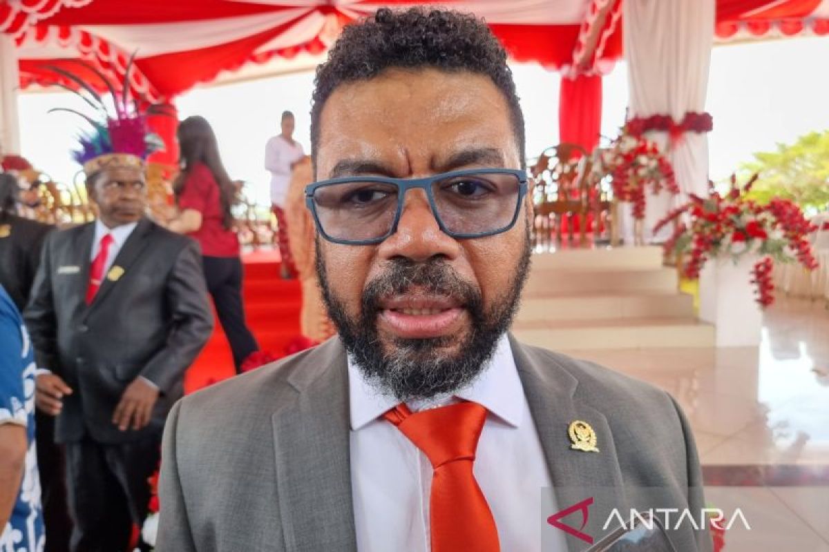 Special autonomy prioritizes Papuan workers in local recruitments: DPD