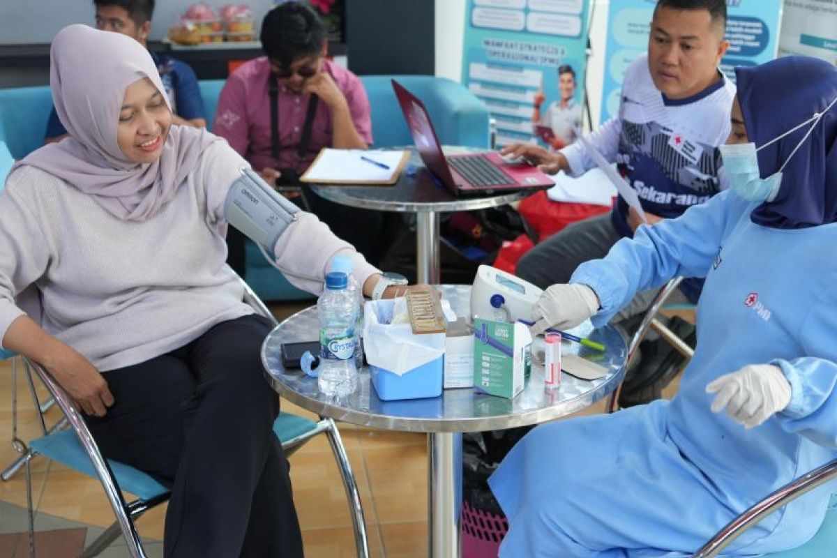 PLN Babel gelar donor darah tebarkan semangat kemerdekaan lewat aksi kemanusiaan