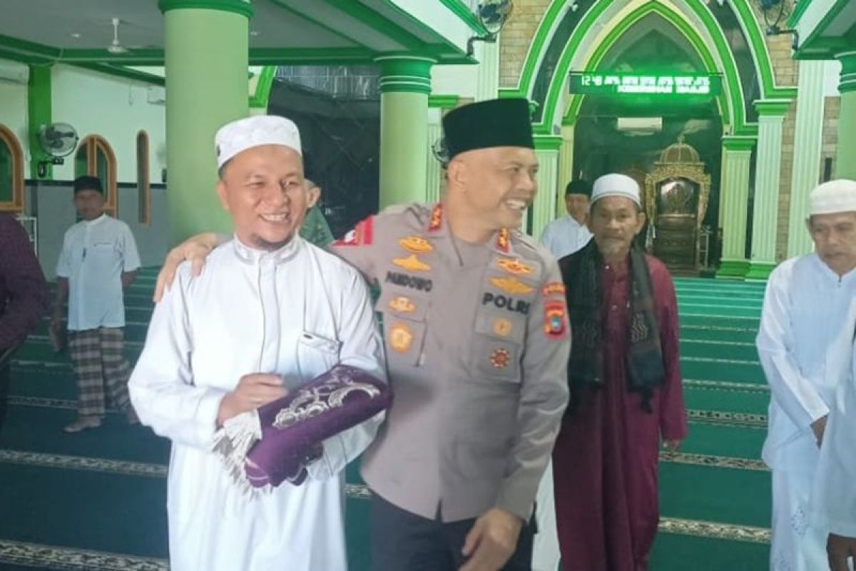 Babel kemarin, Mutasi ASN hingga sajadah Kapolda untuk jamaah