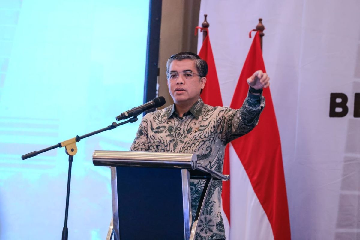 Menaker: Transformasi hubungan industrial fondasi produktivitas RI