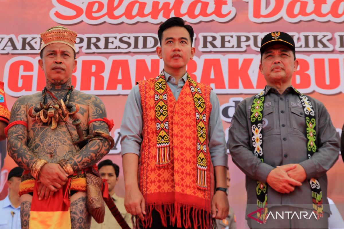 KPK dalami pengadaan proyek jalan di Mempawah saat periksa Ria Norsan