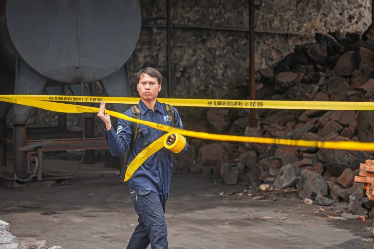 Indonesian govt to close lead smelter over toxic waste violations