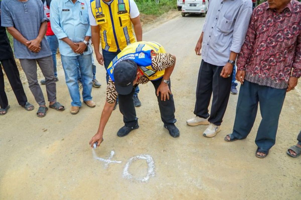 Pemerintah bangun jalan sepanjang 27 km di Bengkulu Utara