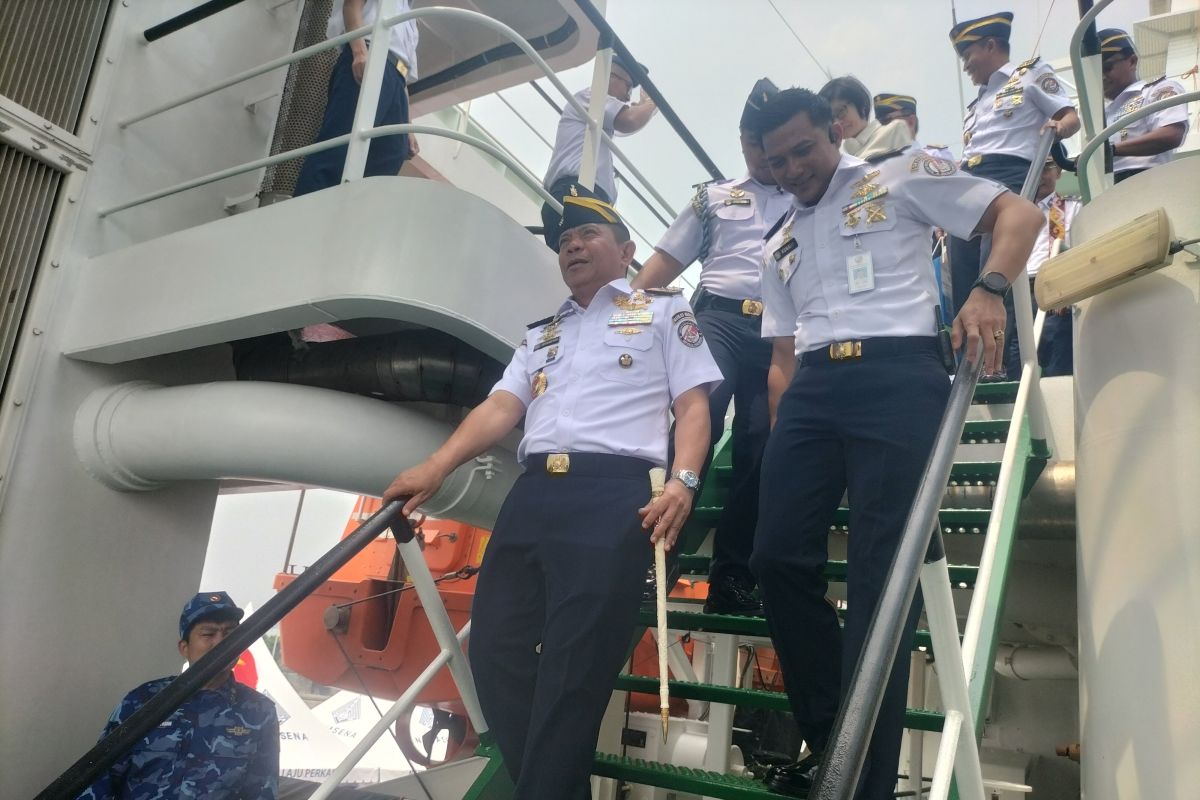 Indonesia, Vietnam coast guards to step up joint sea patrols