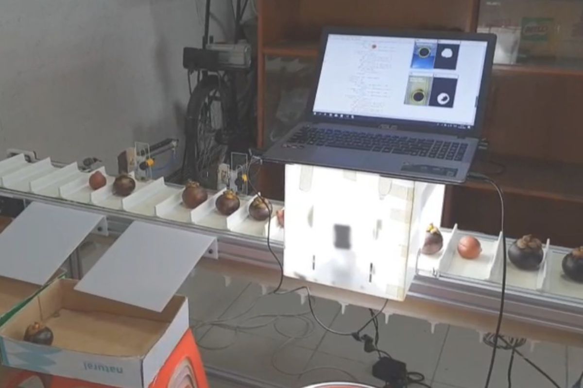 Tim dosen UMY ciptakan teknologi pemilah buah otomatis berbasis AI