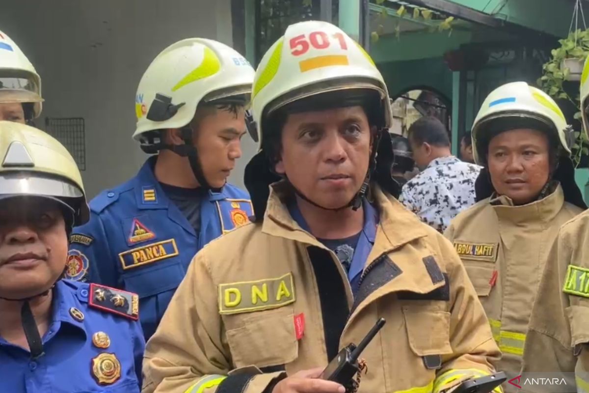 Kebakaran rumah di Ciracas Jaktim diduga akibat korsleting listrik