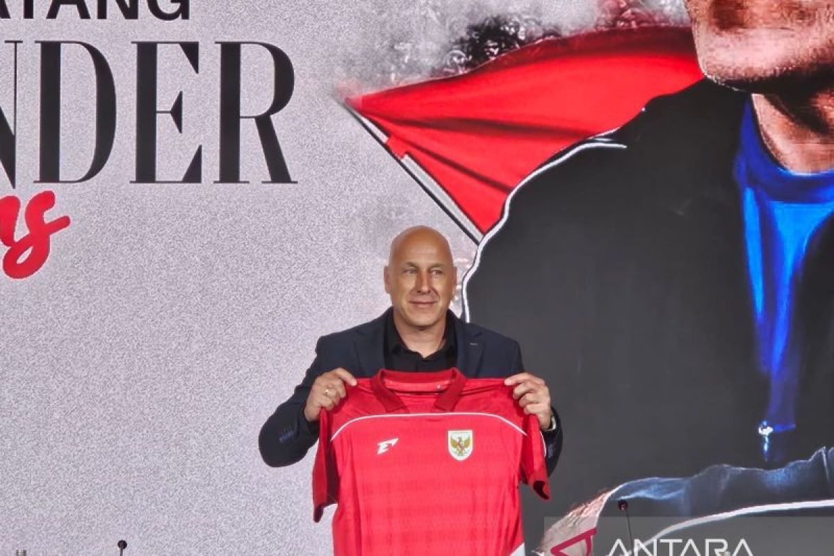 Alexander Zwiers tegaskan komitmen bangun sepak bola Indonesia