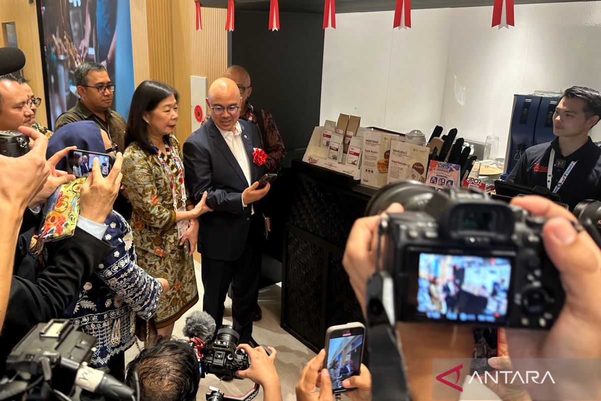 Konjen Osaka: ada QRIS wisatawan tak perlu cari tempat tukar uang