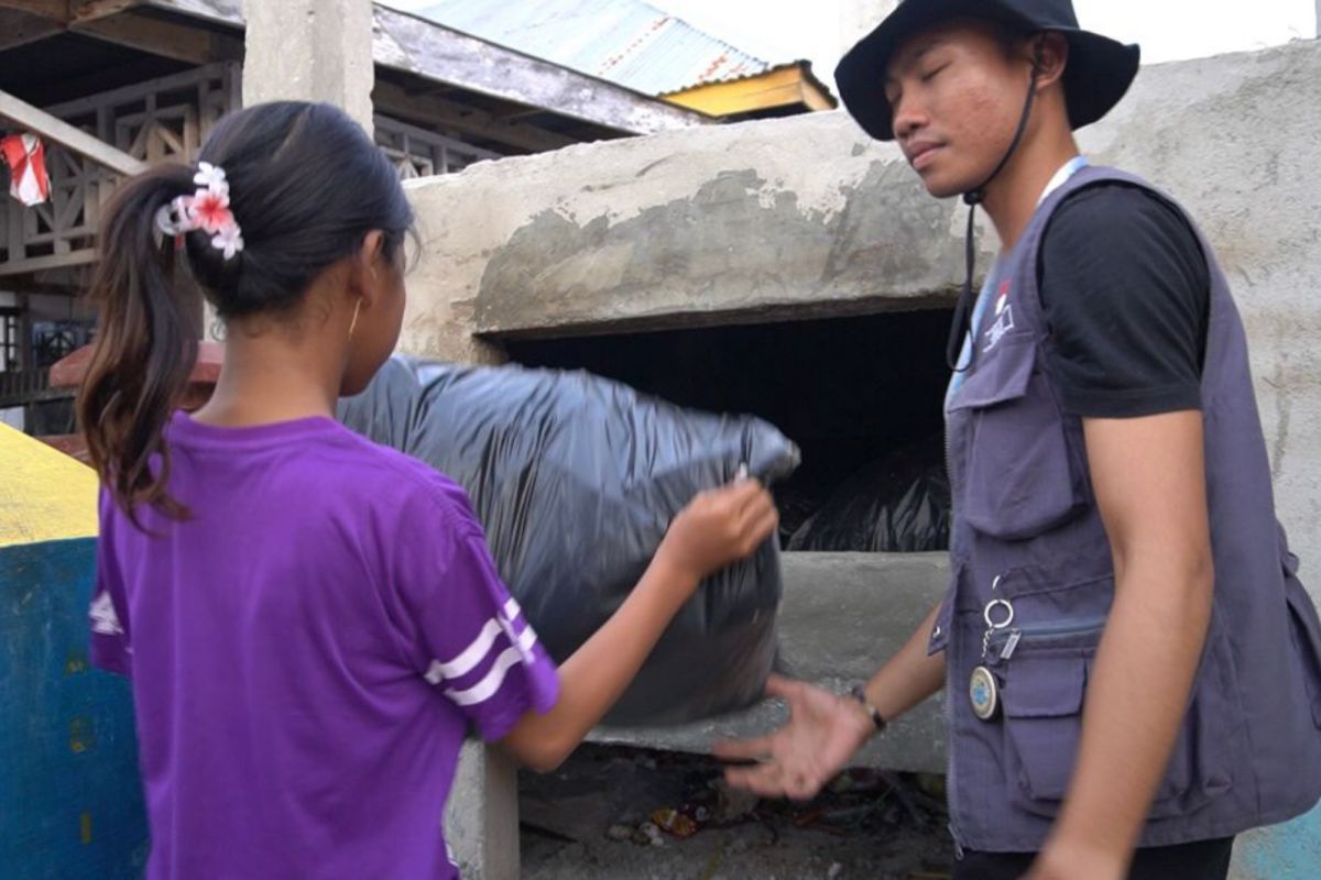 Mahasiswa UMY kembangkan "rocket stove" atasi sampah di Wakatobi