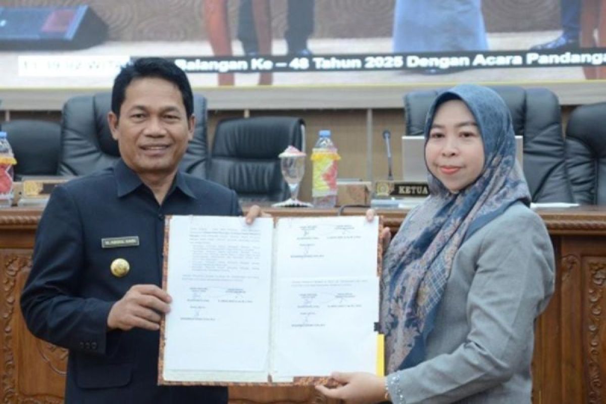 DPRD dan Pemkab Balangan setujui bersama empat Raperda