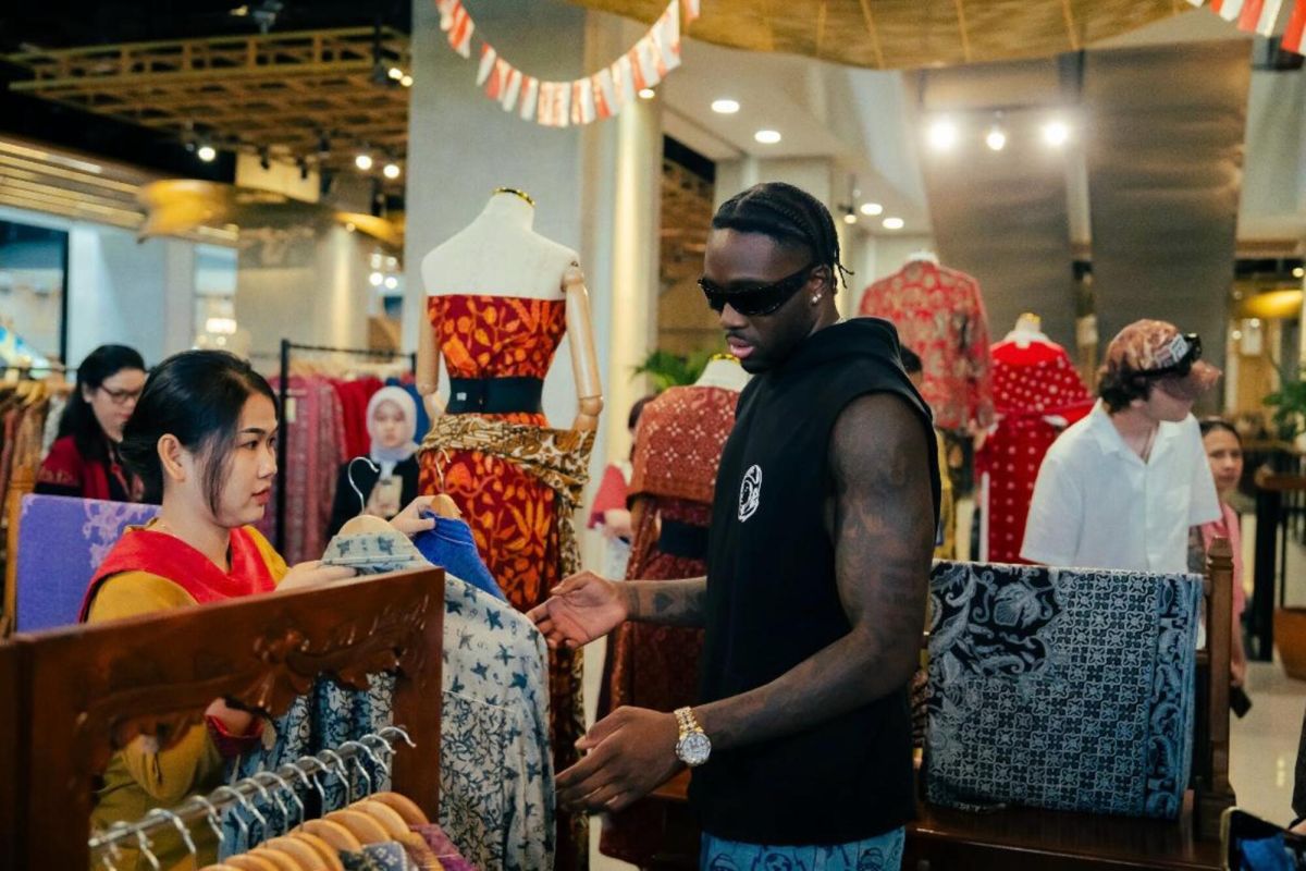 Rapper Melly Mike diajak berwisata menikmati Jakarta