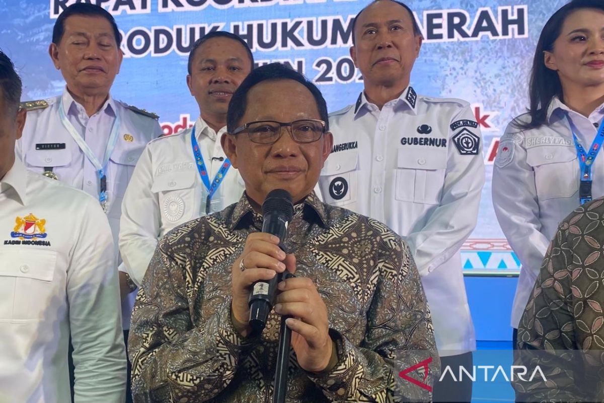 Mendagri minta pejabat daerah hidup sederhana dan tidak "flexing"