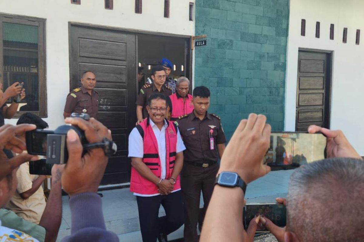 Kejaksaan tetapkan dua tersangka korupsi di Dinas Perikanan Rote Ndao