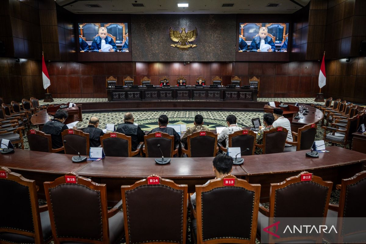 Tetaplah palu MK itu nyaring