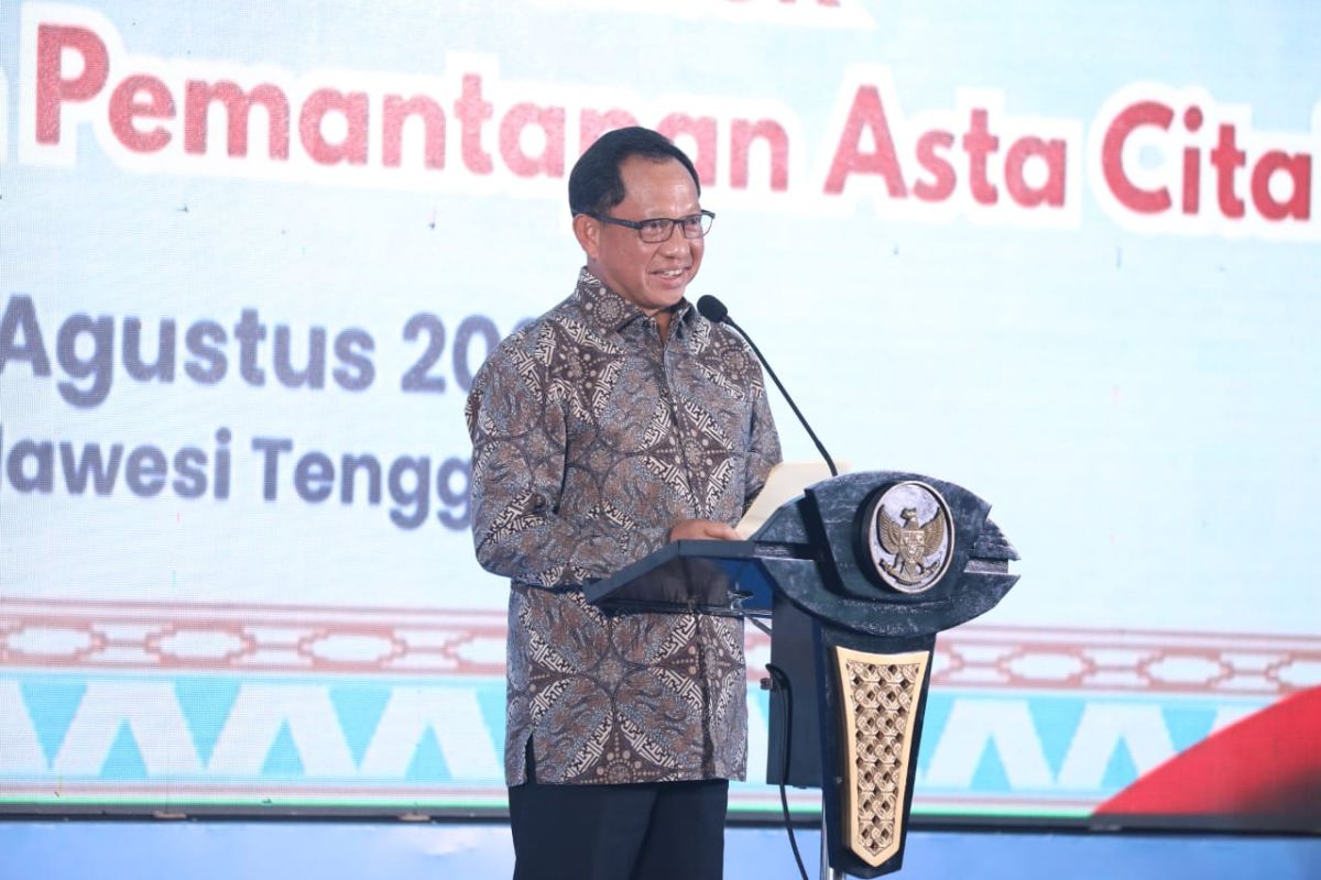 Minister urges local governments to partner with Kadin for growth