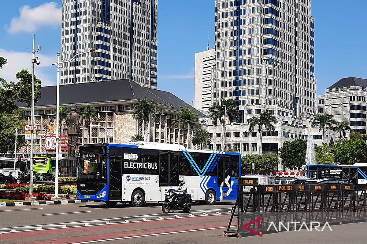 Transjakarta lakukan penyesuaian layanan di sejumlah rute