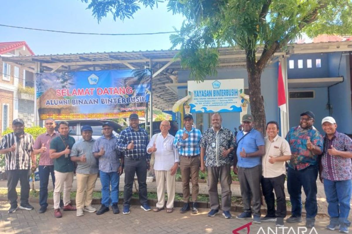 YPMAK dan Binterbusih komitmen dorong peningkatan kualitas penerima beasiswa
