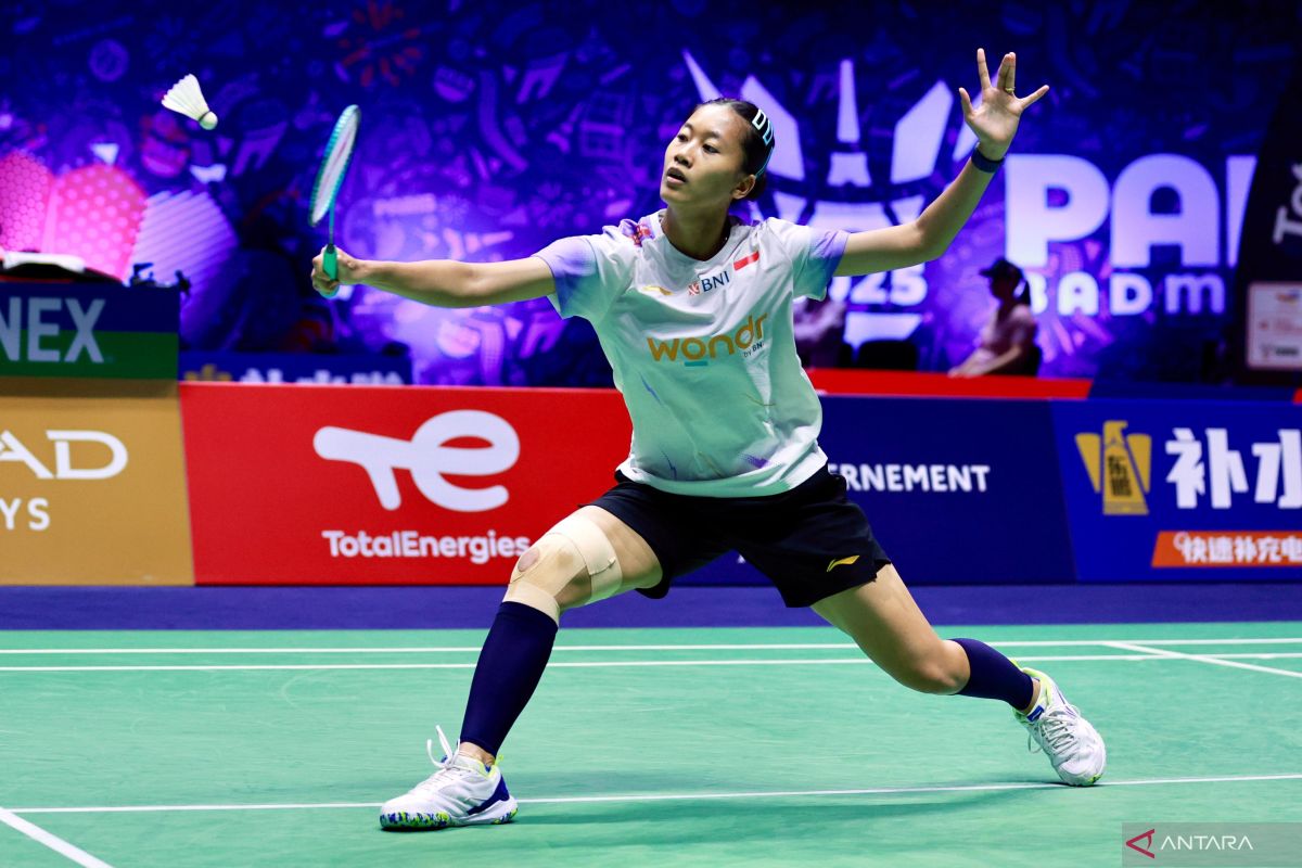 Putri KW melaju ke perempat final Kejuaraan Dunia untuk pertama kali