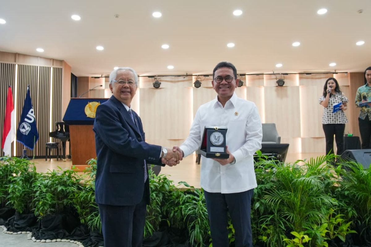 UPH dan Kemendag beri edukasi tentang perdagangan pada mahasiswa