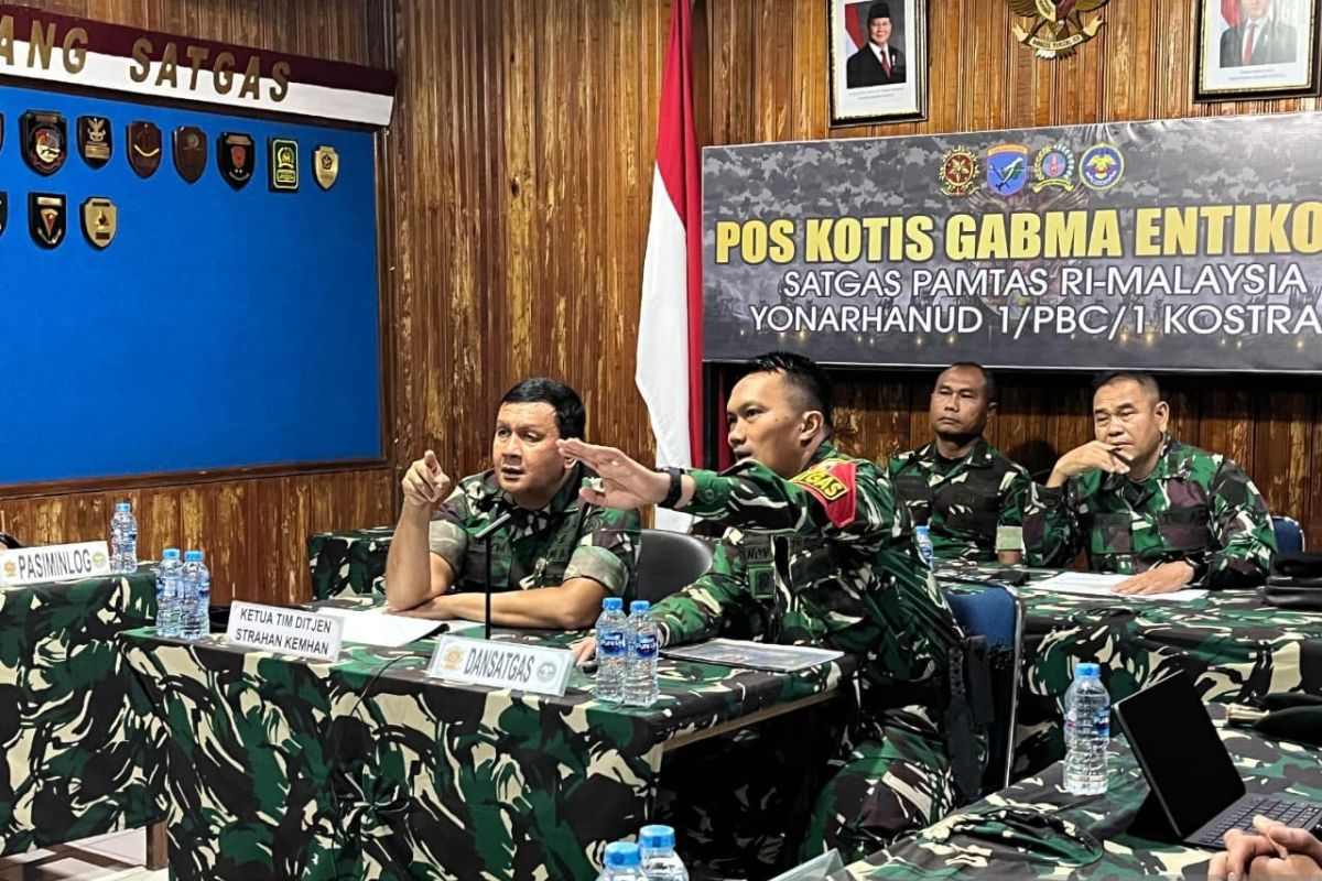 Kemhan RI lakukan monitoring pada Satgas Pamtas RI di Entikong
