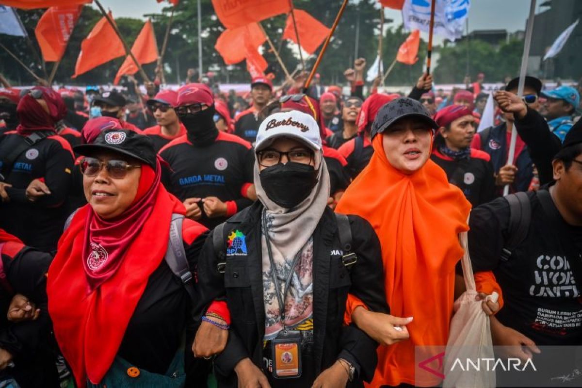 Partai Buruh minta kenaikan upah hingga 10,5 persen pada 2026