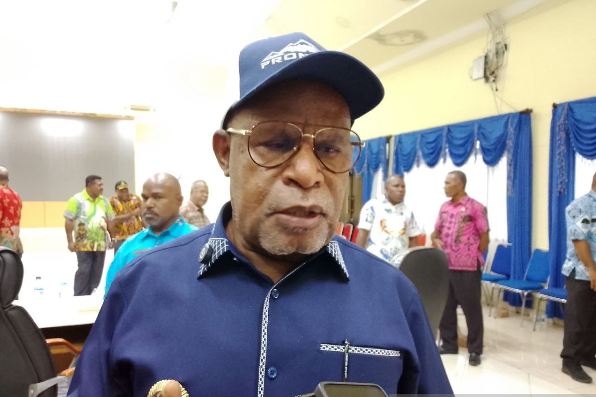 Pemkab Jayapura tata kembali pengelolaan retribusi sampah di rumah tangga