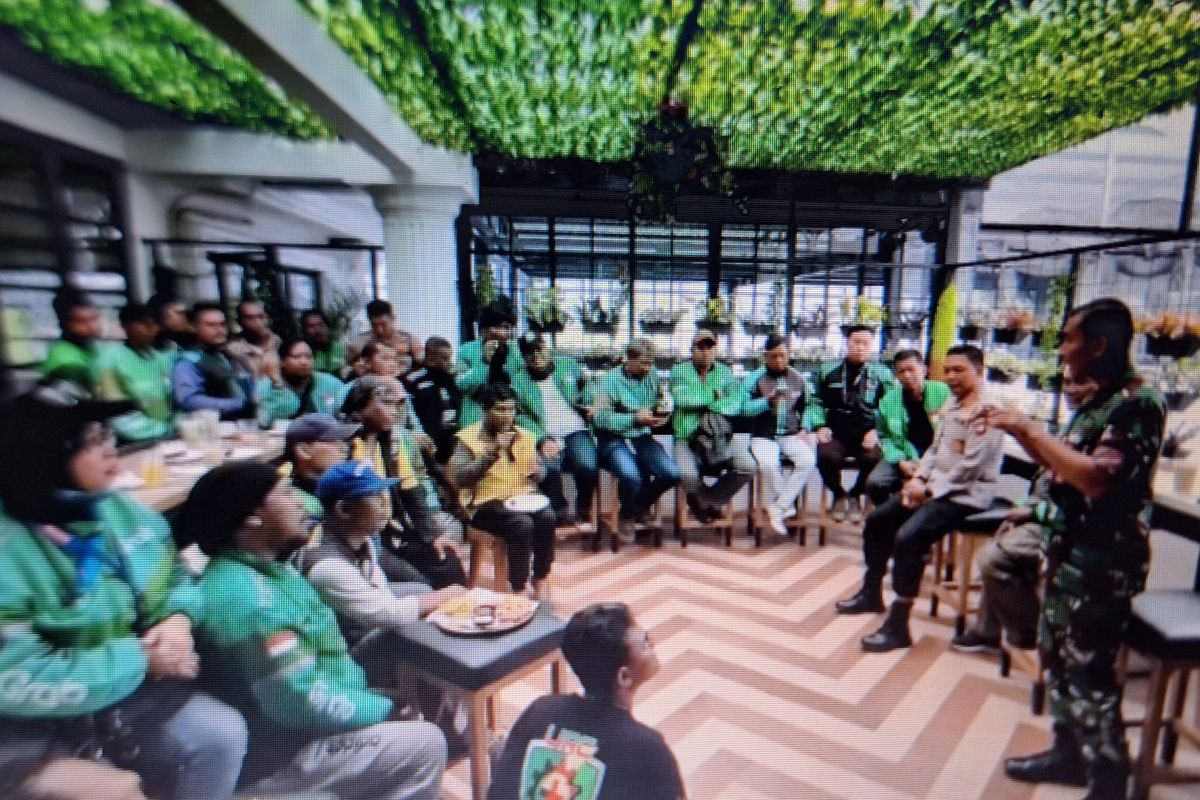 Polrestro dan Dandim Depok ajak komunitas ojol jaga kondusivitas
