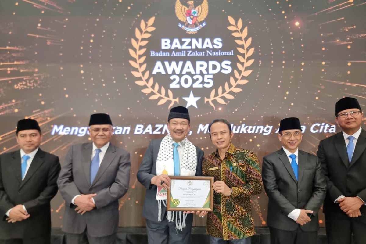 Wali Kota Singkawang raih Baznas Awards 2025