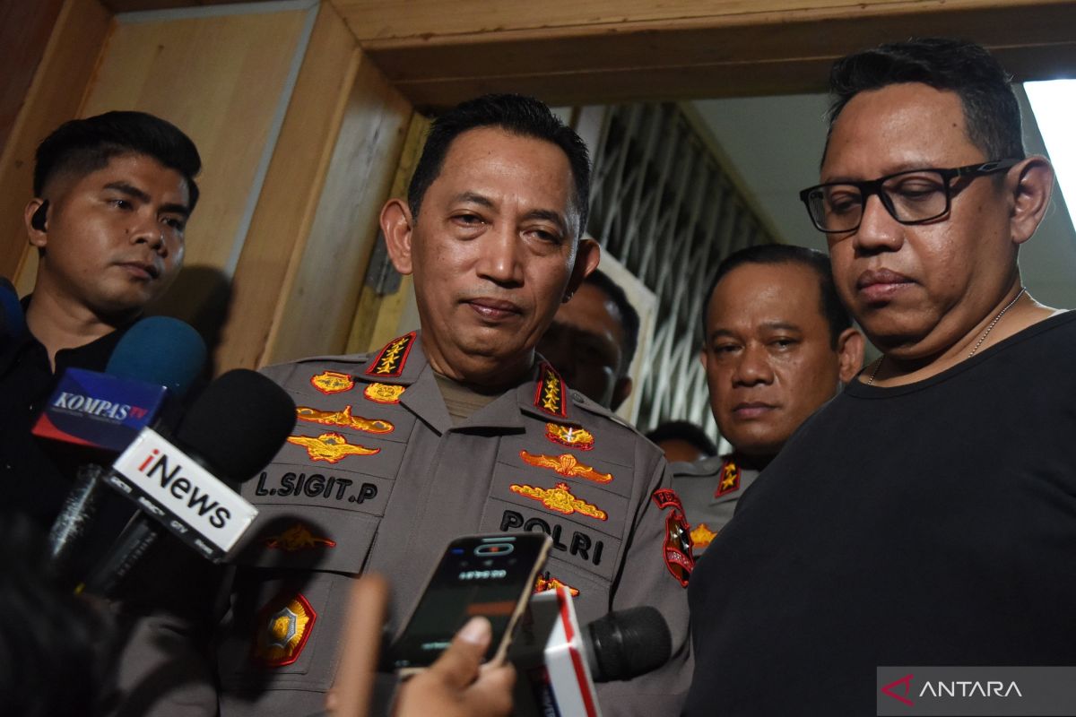 Indonesian police chief assures probe after violent protest