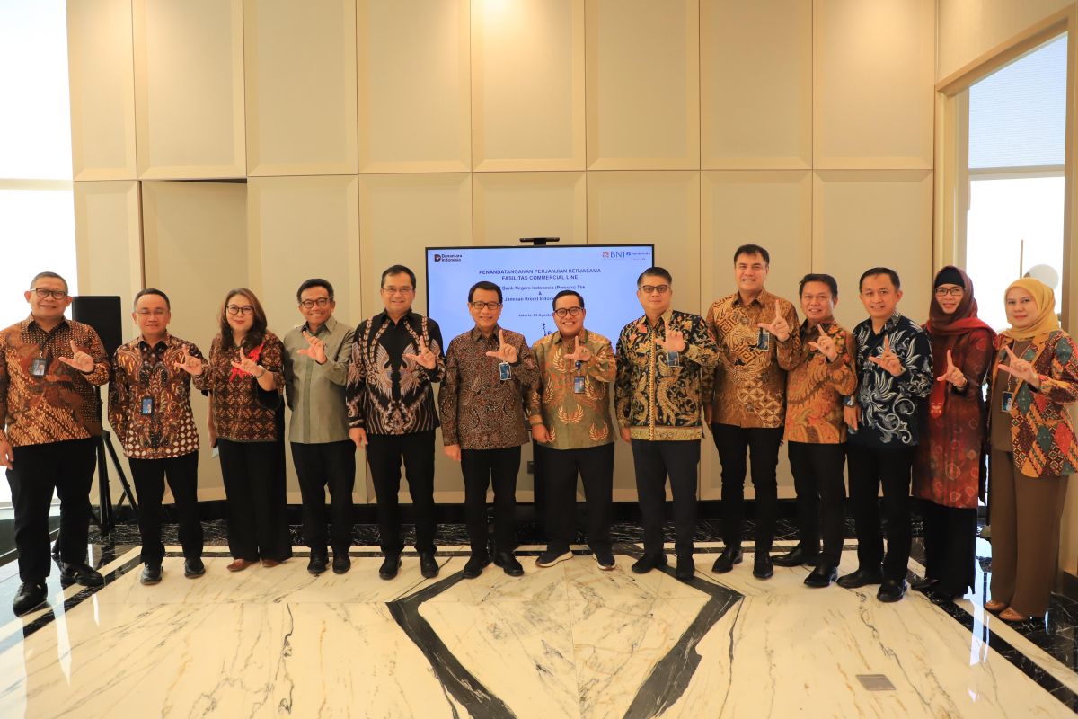 Jamkrindo dan BNI Tanda Tangani Perjanjian Kerja Sama Penjaminan Bank Garansi
