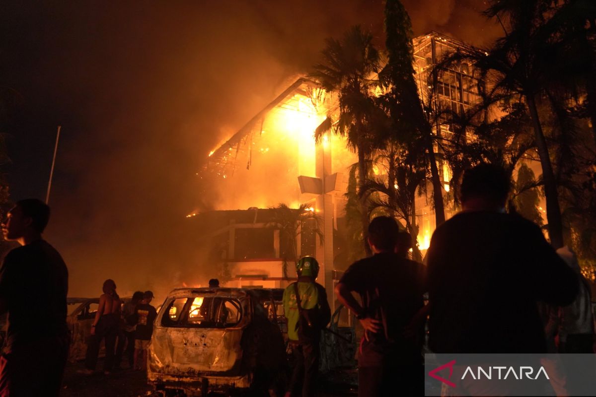 Indonesian govt ensures rights of suspects in Makassar DPRD arson case