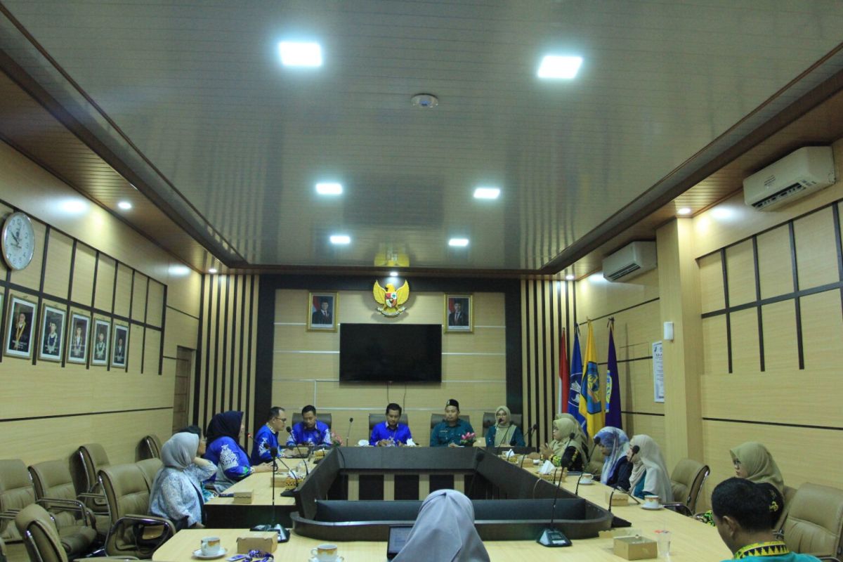 FKIP Unila dukung penguatan kerja sama pendidikan dengan Universitas LP Ma'arif Lampung