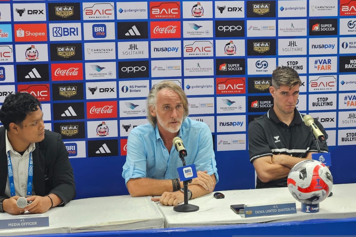 Jan Olde Riekerink akui Dewa United kerap memulai musim dengan buruk