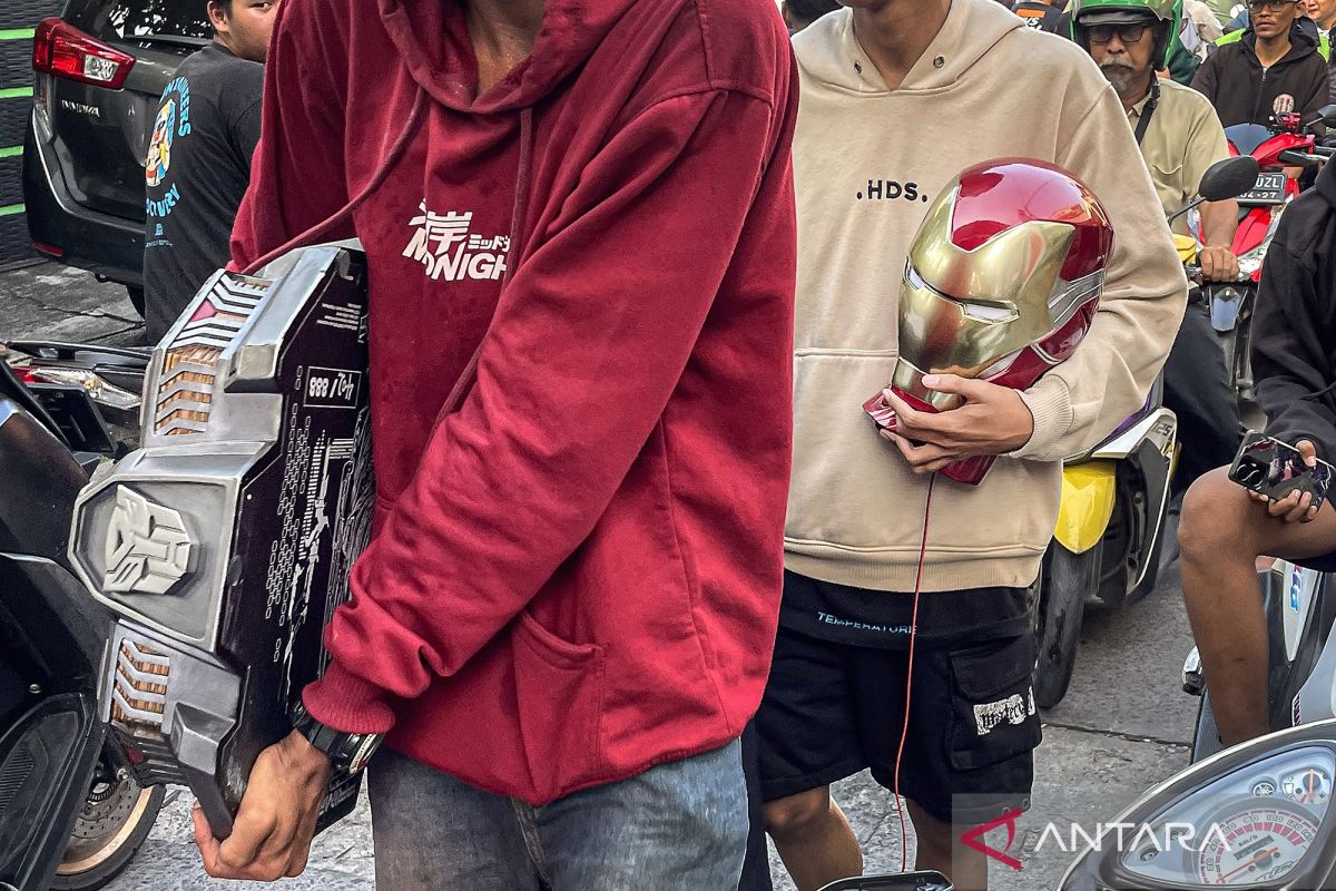 Redam aksi massa, NasDem nonaktifkan Sahroni dan Nafa Urbach sebagai anggota DPR RI
