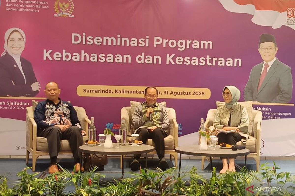 Young writers in East Kalimantan empowered to protect mother tongues