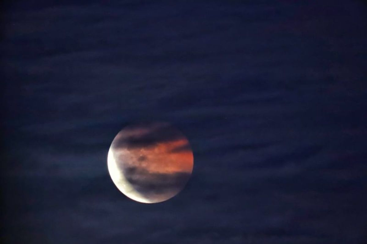 Kemenag Aceh imbau warga shalat  sunnah khusuf saat gerhana bulan total nanti