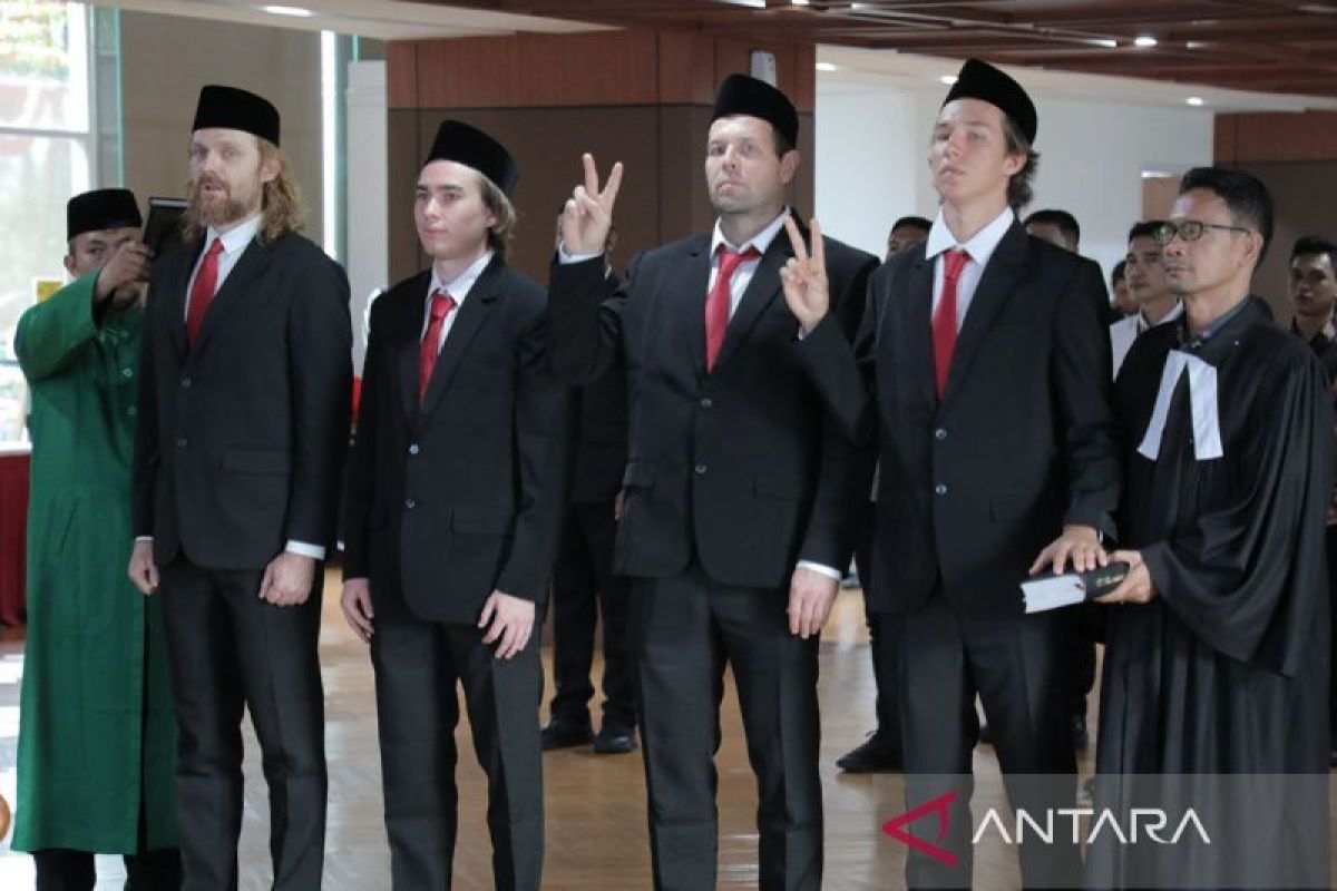 Indonesia naturalisasi empat pemain hoki es asal Rusia