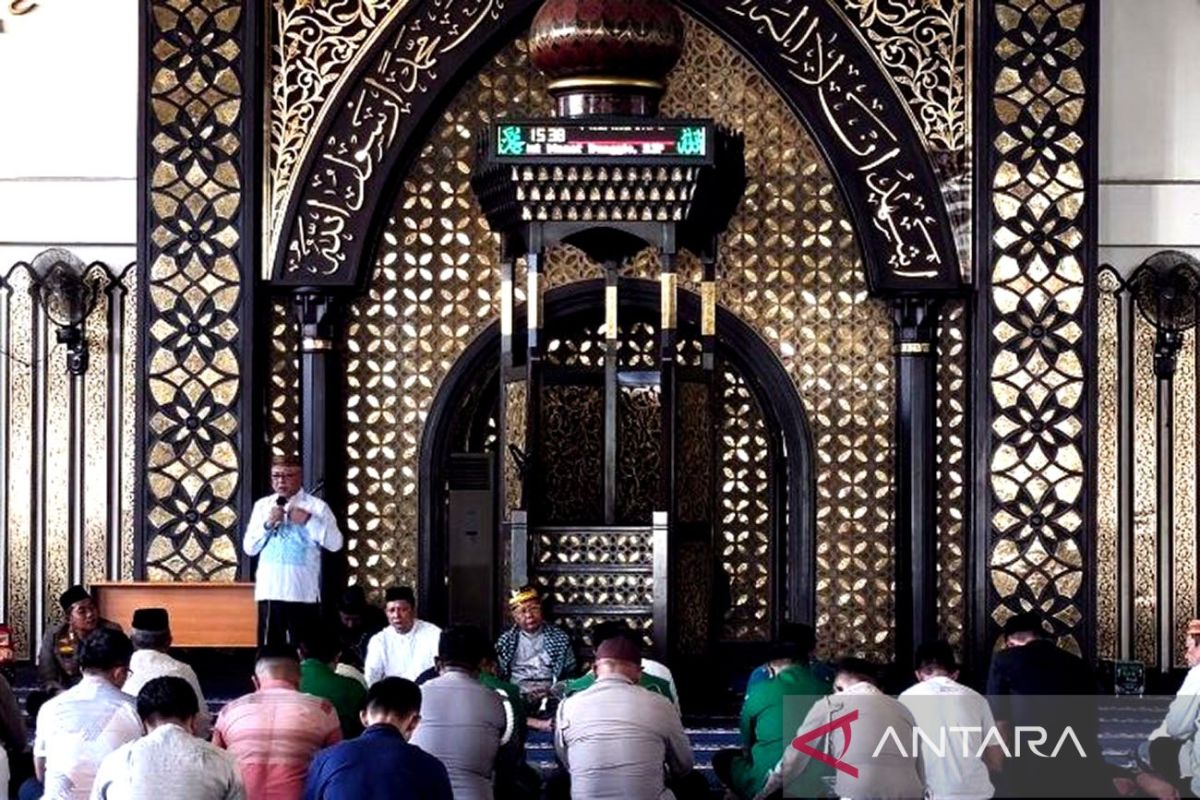 Bupati Gorontalo ajak masyarakat tidak terpancing isu pecah belah