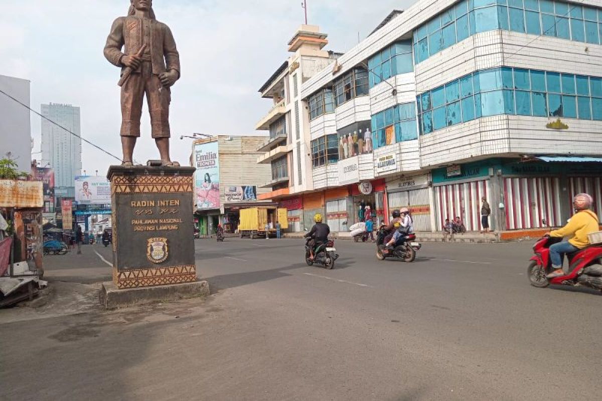 Sejumlah toko dan SPBU terpantau tutup jelang aksi damai