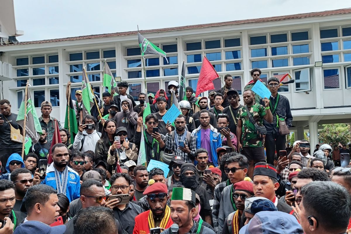 Dewan Adat Saireri: Pentingnya menjaga dialog damai setiap aksi demo