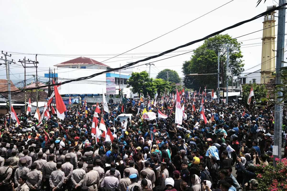 Pangdam XXI/Radin Inten minta seluruh elemen masyarakat jaga Lampung